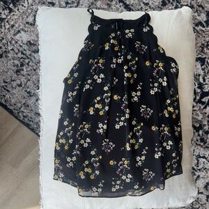 Elegant Black Floral Sleeveless Blouse